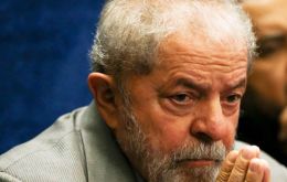 Por 7 votos contra 4, los magistrados blindaron momentáneamente a Lula que fue condenado a 12 años y un mes de cárcel por corrupción y lavado de dinero
