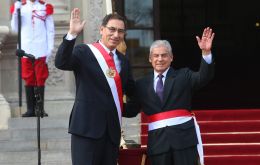 Vizcarra nombró al conservador Villanueva como presidente del Consejo de Ministros 