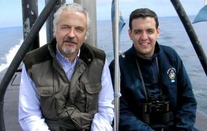 Los miembros de la comisión son los C/A Adolfo Trama y Alejandro Kenny y C/N Jorge Bergallo, padre de Jorge Ignacio Bergallo, uno de los 44 submarinistas. (Foto)