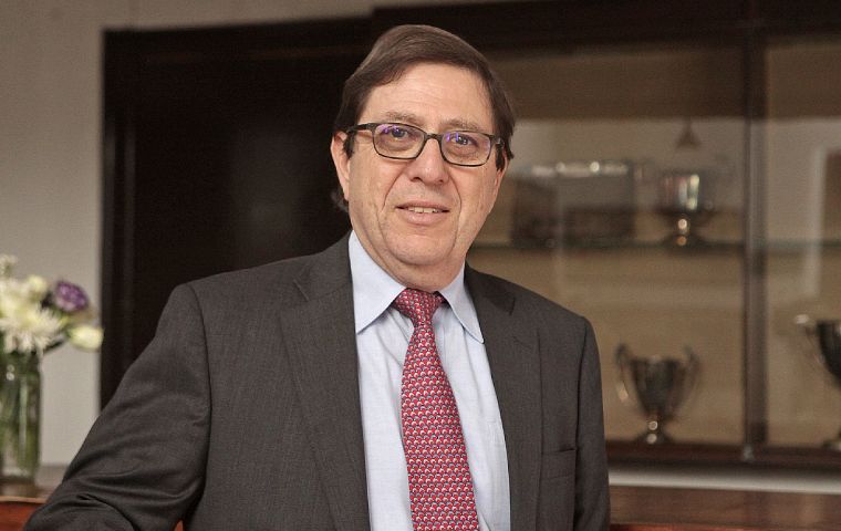  Para el ex secretario de Finanzas Miguel Kiguel, “el talón de Aquiles del gradualismo es la dependencia del financiamiento externo”