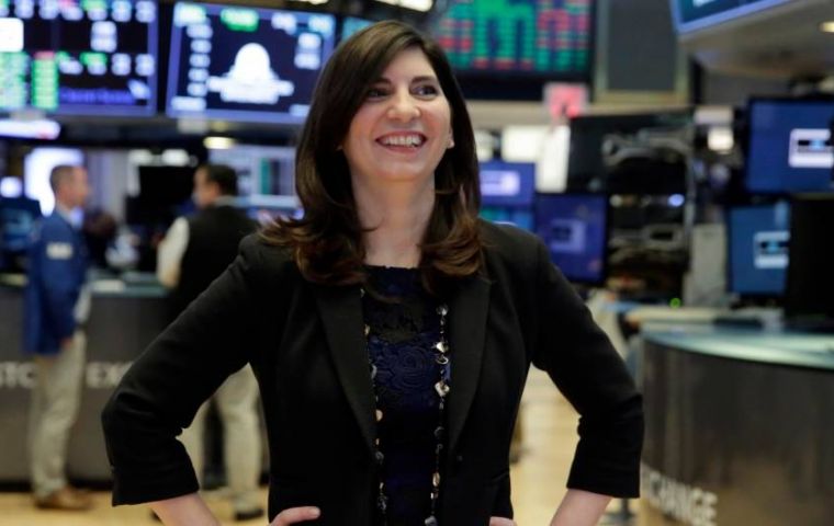 Stacey Cunningham, que entró en la NYSE en 1994 como agente de bolsa, ya era responsable del negocio operativo y sucede en el puesto a Tom Farley