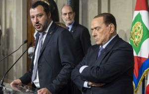 Según el diario Il Corriere della Sera, representantes de formaciones anti sistemas piden la celebración de elecciones “lo antes posible”, lo que podría ser el 29 de julio