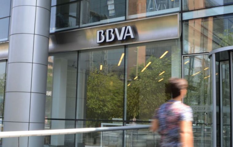 El pasado 9 de marzo los reguladores bancarios SBIF (Chile) y la Osfi (Canadá) autorizaron la fusión entre ambas compañías
