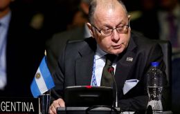 Faurie destacó la “nueva fase diplomática” en las relaciones bilaterales de Buenos Aires con Londres de la mano del gobierno de Mauricio Macri
