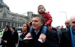 Si bien se declaró “a favor de la vida”, Macri dio el empujón al debate en marzo, al aseverar que también está “a favor de los debates maduros y responsables”.