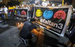 El periodista Javier Ortega, el fotógrafo Paúl Rivas y el chofer Efraín Segarra fueron secuestrados el 26 de marzo por un grupo narco disidente de las FARC