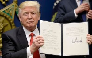 El presidente Donad Trump retiró el 8 de mayo a Estados Unidos del acuerdo internacional de 2015 que procuraba impedir a Teherán dotarse de armas nucleares