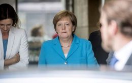 Merkel consideró que obtenido en Bruselas el viernes tenía “efectos equivalentes” a la medida unilateral que proponía la CSU