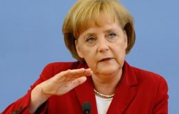 “Después de unas jornadas difíciles y unas duras negociaciones hoy creo que hemos alcanzado un buen acuerdo”, dijo Anglea Merkel 