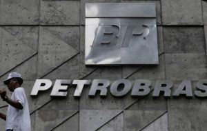 Petrobras evaluará el riesgo de hacer negocios con su unidad de petróleo y gas Ocyan SA antes de permitir la participación de Odebrecht en futuras ofertas.