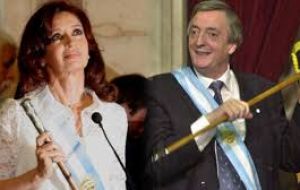 El miércoles, la justicia argentina detuvo a 11 personas, entre empresarios y ex funcionarios de los gobiernos de Néstor Kirchner y Cristina Fernández
