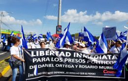Por segundo día consecutivo los nicaragüenses manifestaron para demandar la libertad de los “presos políticos” detenidos por protestar contra Daniel Ortega