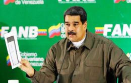 “Aquella persona que no atienda el llamado al censo tendrá que pagar el combustible al precio internacional”, dijo Maduro