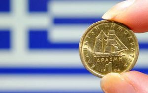 “La economía griega ha vuelto a crecer (+1,4% en 2014), hay superávit (...) y el paro cae con regularidad”, aunque sigue en el 20%”, sostuvo Centeno 