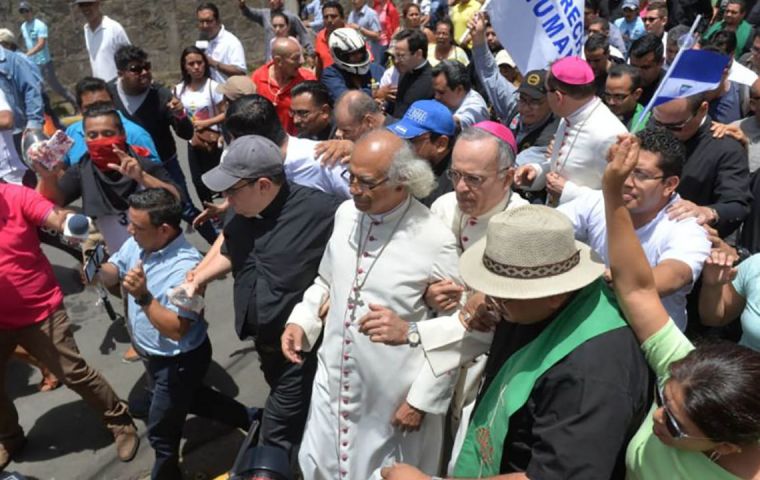 La Conferencia Episcopal actúa como mediadora en el diálogo nacional para superar la crisis entre el Gobierno de Daniel Ortega y la Alianza Cívica