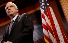 Hace tres meses, personas cercanas a McCain informaron a la Casa Blanca de que el senador no quería que el actual presidente asistiera a su funeral