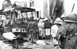 El 16 de julio de 1992, un comando de Sendero colocó un vehículo cargado con 500 kilos de dinamita que dejó 25 muertos, 155 heridos y 360 familias damnificadas