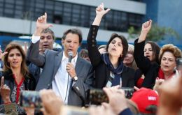 Haddad, ex ministro de Educación con Lula y Dilma Rousseff, eligió Sao Paulo, de la que fue alcalde, para arrancar su campaña como candidato presidencial (Reuters)