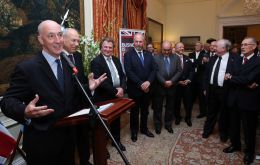 El Embajador Mark Kent elogió la labor de los cinco diplomáticos argentinos reconocidos por la Fundación Konex 