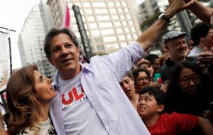 Haddad, quien fue designado en reemplazo del encarcelado ex presidente Lula da Silva como candidato del PT, se ubica segundo con un 17,6% de intención de voto