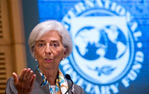 “Gita es una de las economistas más sobresalientes del mundo, con unas credenciales académicas impecables,” afirmó Lagarde en un comunicado 