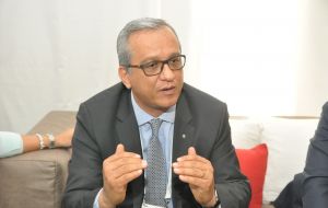 El titular de ADEFA, Luis Fernando Peláez Gamboa, atribuyó el fuerte impacto que registra el mercado doméstico a la corrección macroeconómica.
