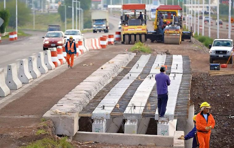 El Gobierno de Macri prevé obras bajo el sistema PPP en más de 7.200 kilómetros de rutas nacionales, con una inversión superior a los US$ 12.500 millones