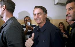 En total, Bolsonaro lideró en 17 de los 27 estados del país, obteniendo más del 50% de votos en nueve. En Sao Paulo, el más rico y poblado de Brasil, consiguió el 53%
