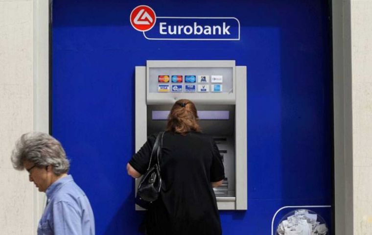 Bruselas podrá imponer “corralitos” de dos días a entidades financieras inviables incluso sobre los depósitos minoristas, antes exentos a congelación de fondos