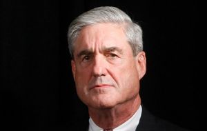 La salida de Sessions se produce mientras el fiscal especial Robert Mueller realiza una investigación que acusó a varios adláteres y amigos de Trump 