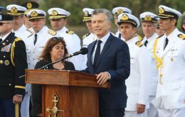 Macri elogió el “coraje y profesionalismo de cada uno de los 44 tripulantes”.