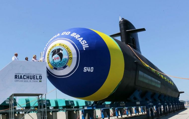 Riachuelo forma parte del Programa de Desarrollo de Submarinos en ejecución  desde 2008 bajo el acuerdo con Francia