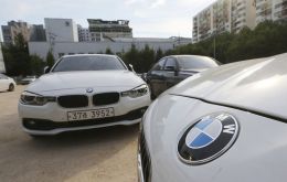  Unos 40 vehículos con motores del fabricante alemán se incendiaron en Corea, lo que llevó a BMW a retirar más de 106.000 unidades de 42 modelos en agosto 