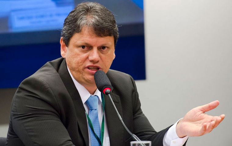 El ministro Tarcsio De Freitas desestimó detalles sobre las empresas, pero subrayó que harán un “mapa” de las cerca de 150 compañías que dependen del Ejecutivo