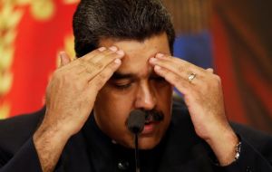 Maduro convocó a los tenedores de sus títulos en 2017 a una reestructuración tras incumplir con pagos de intereses y se acumulan deudas por unos US$ 8.000 millones