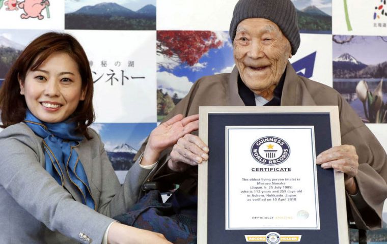 Masazo Nonaka recibió el récord Guinness por ser el hombre de mayor edad el 10 de abril del año pasado