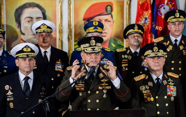  “Aquí en la fuerza armada nadie se cree eso (amnistía)”, aseguró el ministro de la Defensa, general en jefe Vladimir Padrino López