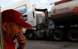 Washington anunció el lunes el bloqueo de US$ 7.000 millones de activos de PDVSA, en el marco de la presión que ejerce Estados Unidos contra Maduro