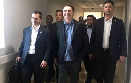 El 27 de enero pasado, Bolsonaro llegó hasta el recinto médico para retirarse la bolsa de colostomía, mientras cumplía el reposo tras la intervención