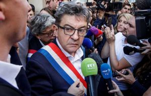 En Francia, casi un tercio de los electores menores de 24 años votaron por el polémico candidato de izquierda Jean-Luc Melenchon en las presidenciales de 2017