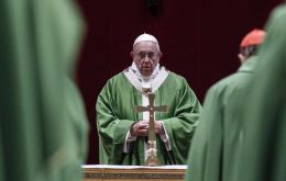 El Papa reconoció que el problema de los abusos sexuales a menores por parte del clero ha suscitado “desde hace tiempo” un gran “escándalo” en la Iglesia