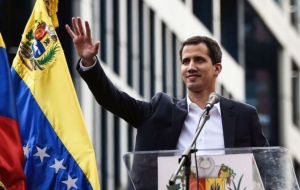 Estados Unidos fue el primer país en reconocer al líder opositor Juan Guaidó como el presidente interino de Venezuela y ha liderado intensas gestiones diplomáticas