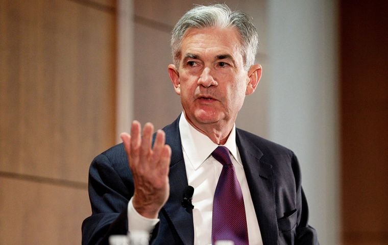 “Puede que pase un tiempo” antes que sea necesario que la Reserva Federal vuelva a elevar las tasas de interés en Estados Unidos, indicó Jerome Powell