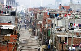 Según el informe de UCA, la pobreza sumó 1,9 millones de personas durante 2018 y alcanza a 12,6 millones de argentinos que viven en zonas urbanas