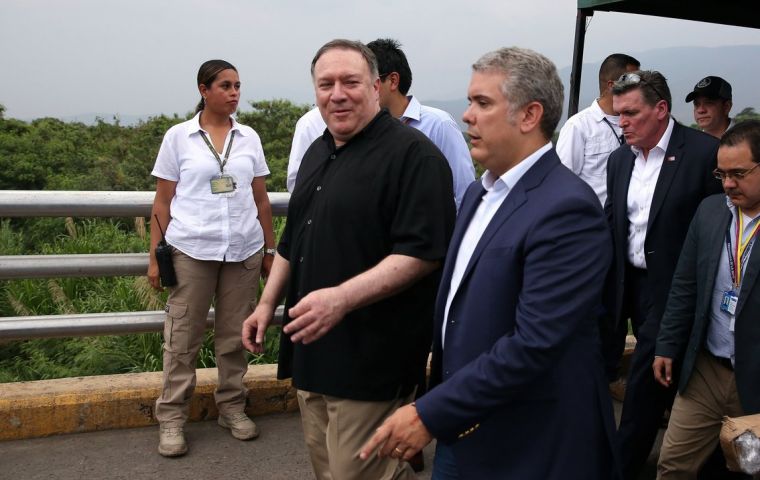 “Señor Maduro, abra estos puentes, abra estas fronteras. Usted puede terminar esto hoy”, dijo el secretario de Estado de Estados Unidos