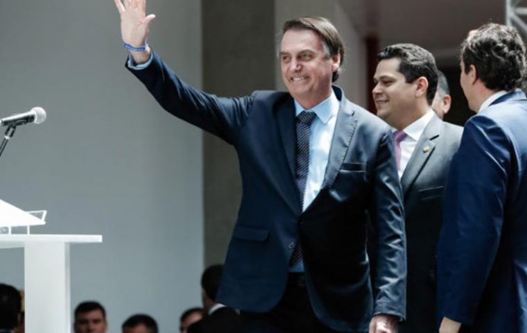 Bolsonaro fue escogido para recibir el premio de “Persona del Año” de la Cámara de Comercio Brasil-Estados Unidos, en la cena de gala de este 14 de mayo. 