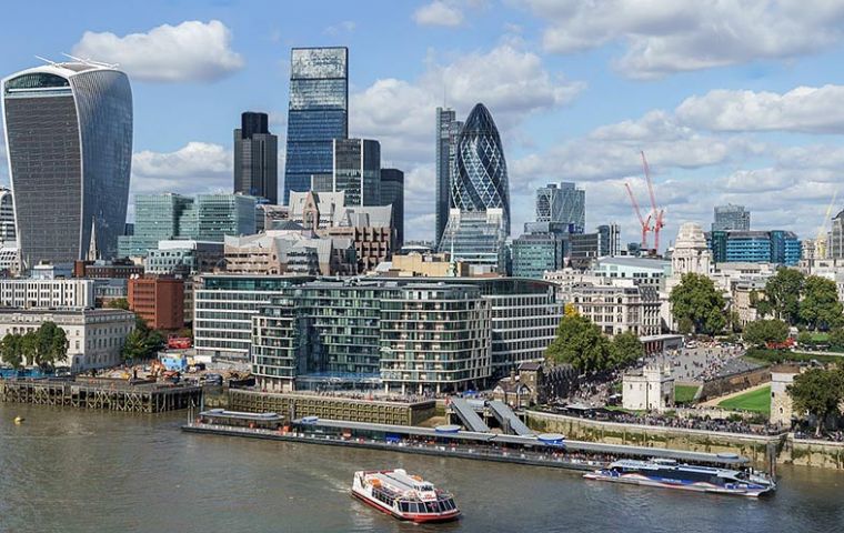 La zona de Tower Hamlets, donde se encuentra el distrito financiero de Canary Wharf, registró la mayor cifra, seguida de Greenwich. 