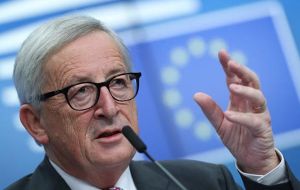 “Se excluye que se vaya a renegociar o reabrir el acuerdo de retiro porque esta es la mejor solución posible”, según el presidente de CE Jean-Claude Juncker. 
