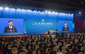 Xi pronunció estas palabras en la inauguración de la segunda edición del Foro de la Franja y la Ruta que abrió en Beijing con la presencia de 37 jefes de Estado
