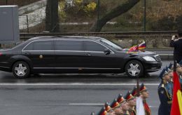 Kim Jong-un ha llamado la atención usando limusinas de la marca Daimler en varias cumbres de muy alto perfil, incluida su última reunión con Vladimir Putin